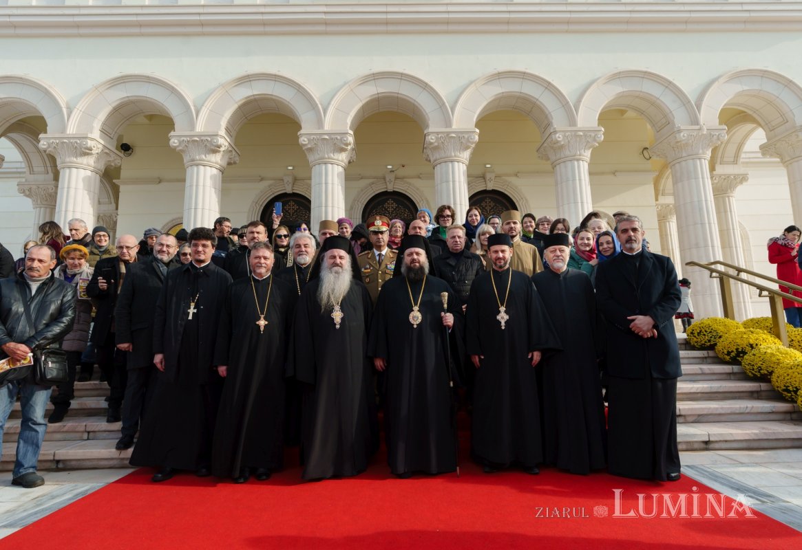 Ziua Națională a României, marcată la Catedrala Mântuirii Neamului 349458