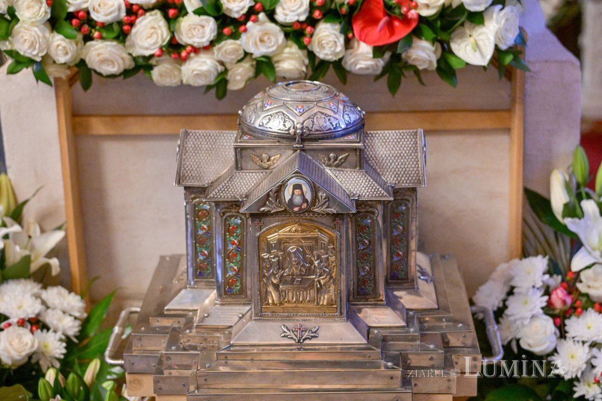 Prinos de cinstire Sfântului Cuvios Gheorghe de la Cernica și Căldărușani 349541