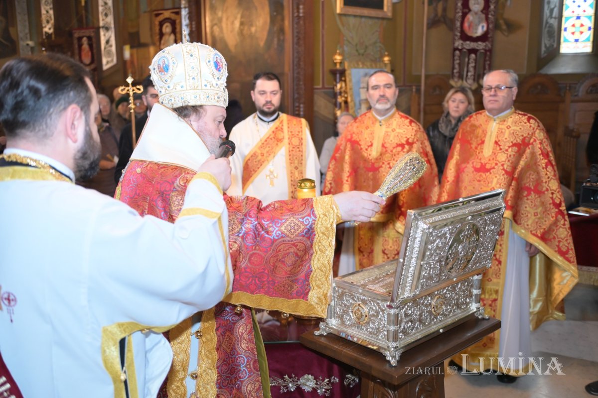 Sfințirea unei racle pentru moaștele Sfintei Mari Mucenițe Varvara 349664