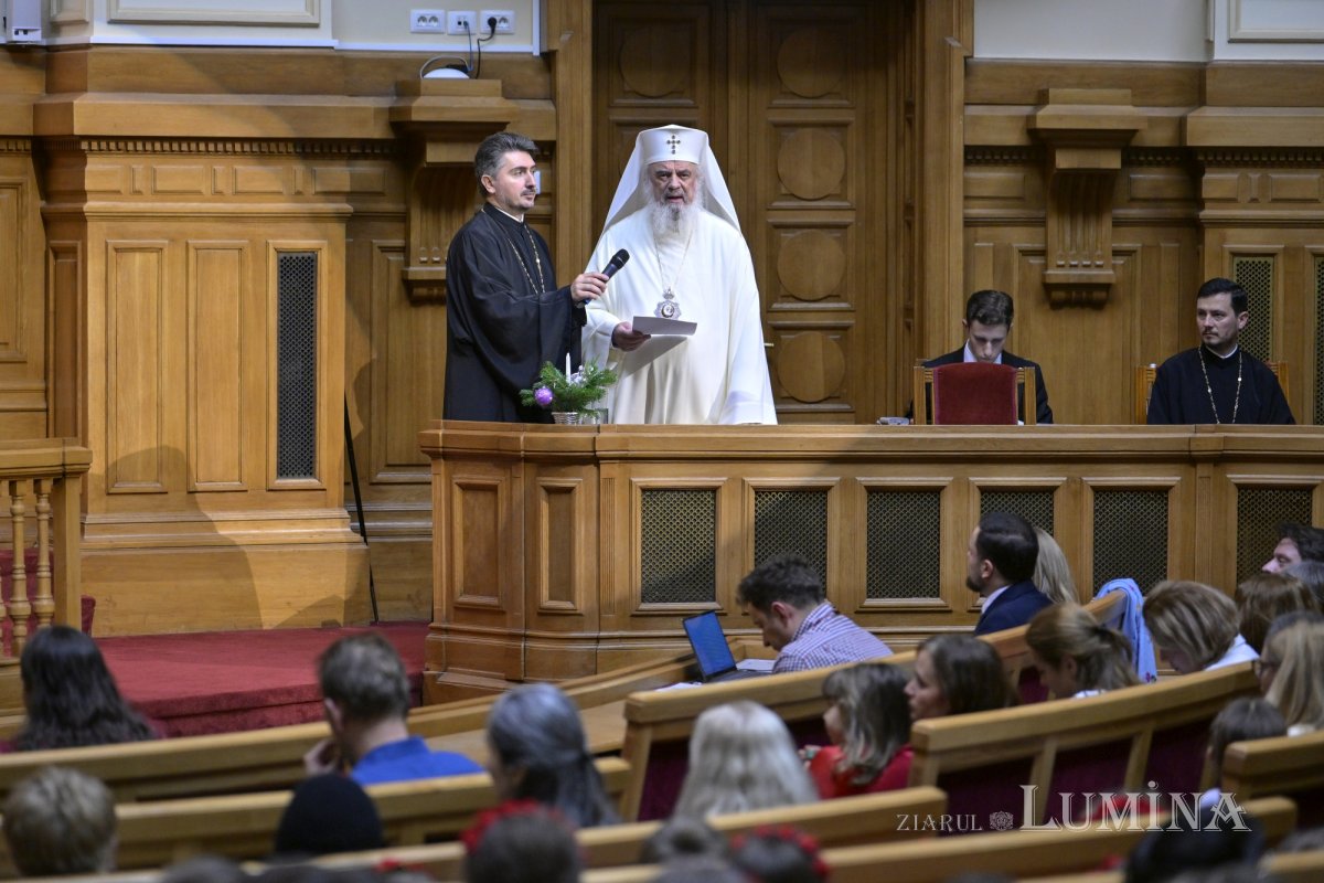 „Sfântul Nicolae în mijlocul copiilor” pe Colina Bucuriei 349827