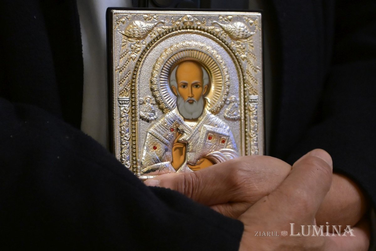 Cinstire a Sfântului Nicolae la Biserica „Sfântul Gheorghe”-Nou 349882