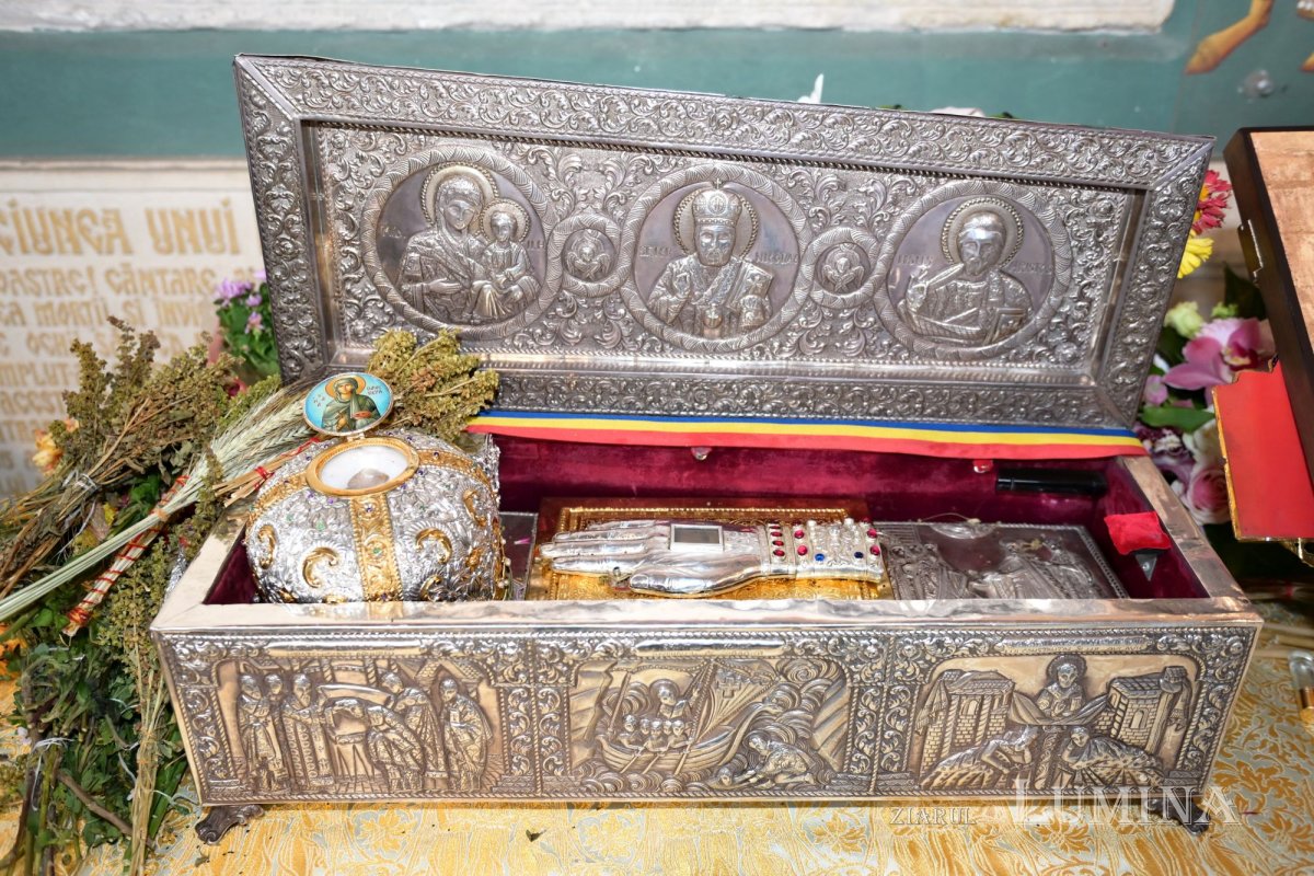 Cinstire a Sfântului Nicolae la Biserica „Sfântul Gheorghe”-Nou 349885