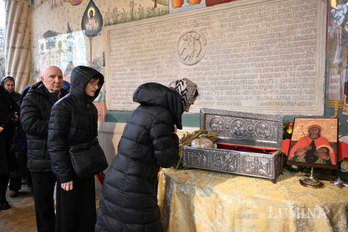 Cinstire a Sfântului Nicolae la Biserica „Sfântul Gheorghe”-Nou 349886