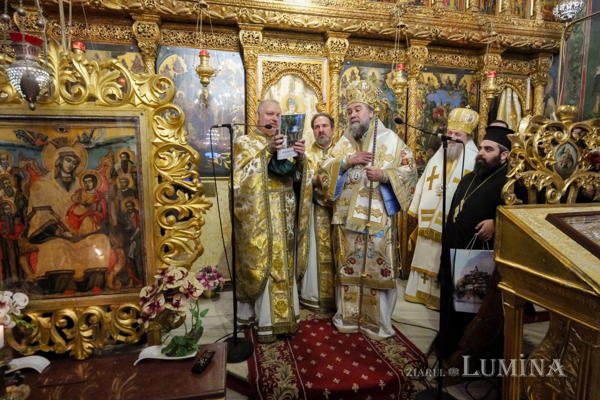 Mitropolitul de Serres și Nigrita la Biserica „Sfântul Gheorghe”‑Nou 350002