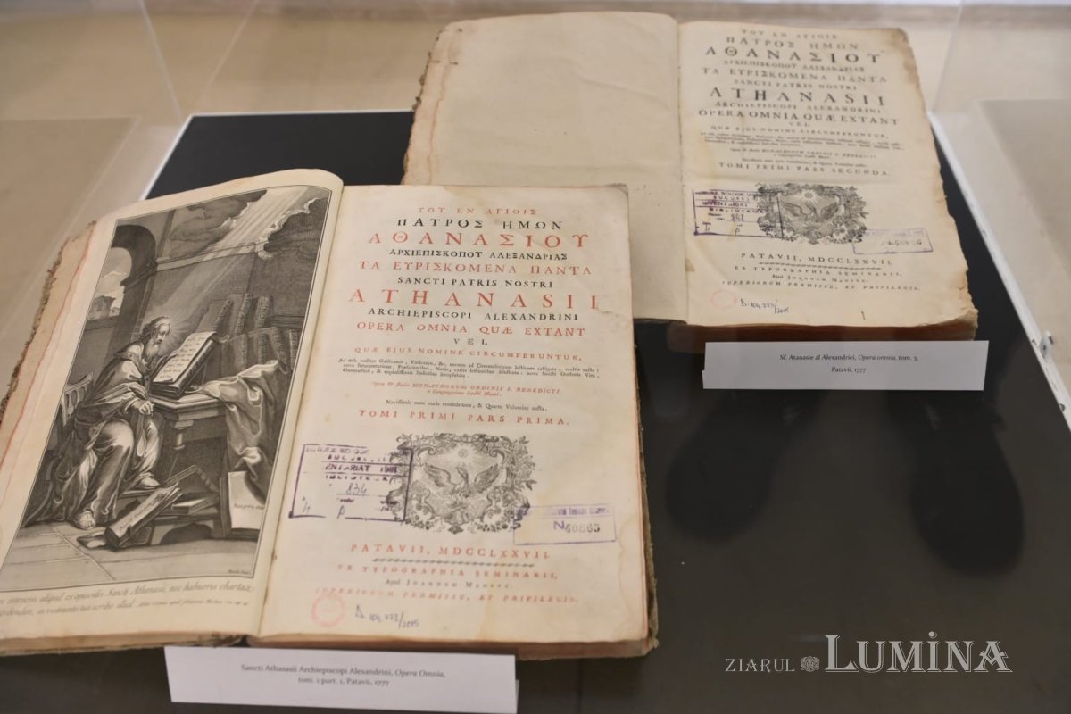 Expoziție de carte veche la Muzeul Național al Literaturii Române 350370