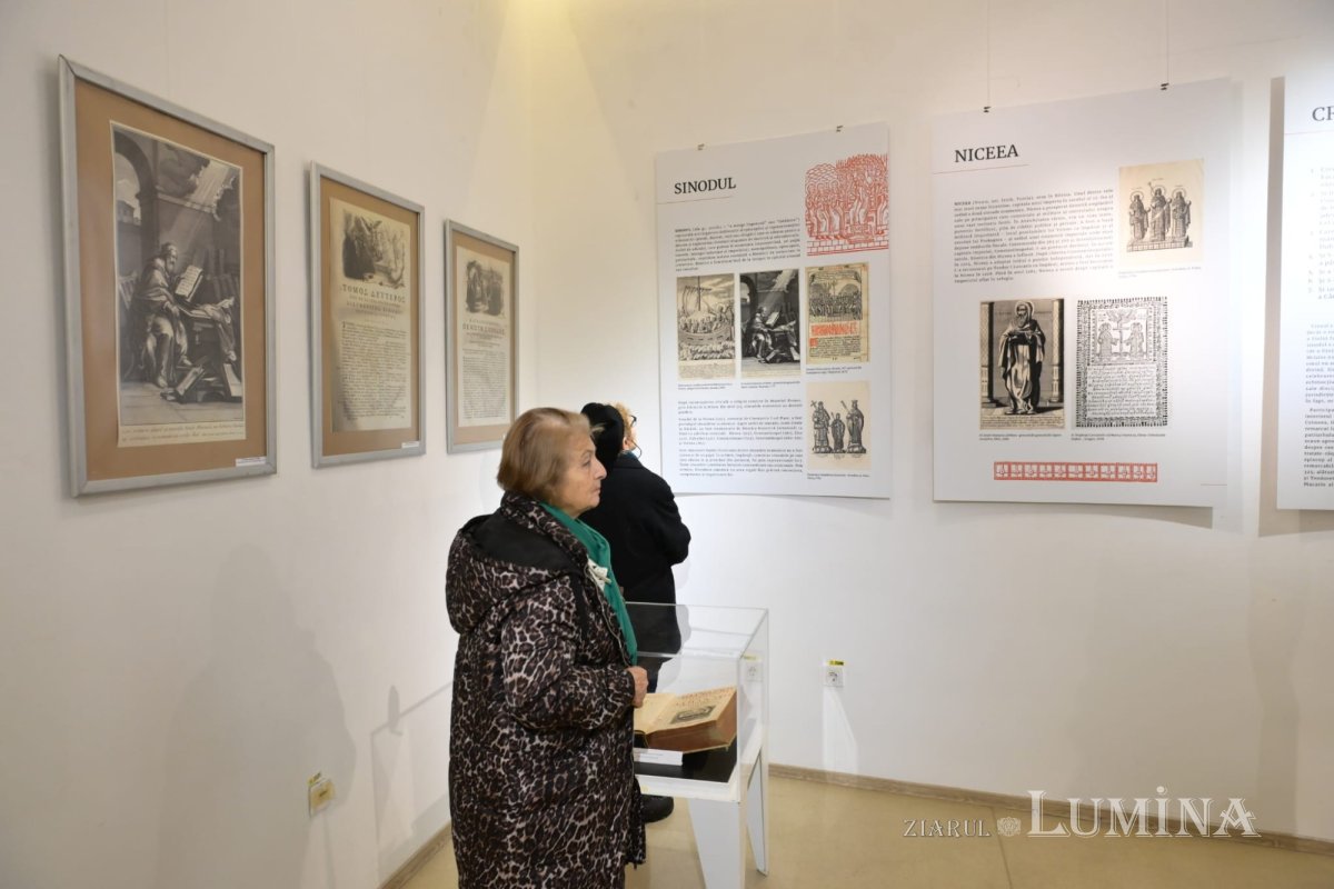 Expoziție de carte veche la Muzeul Național al Literaturii Române 350374
