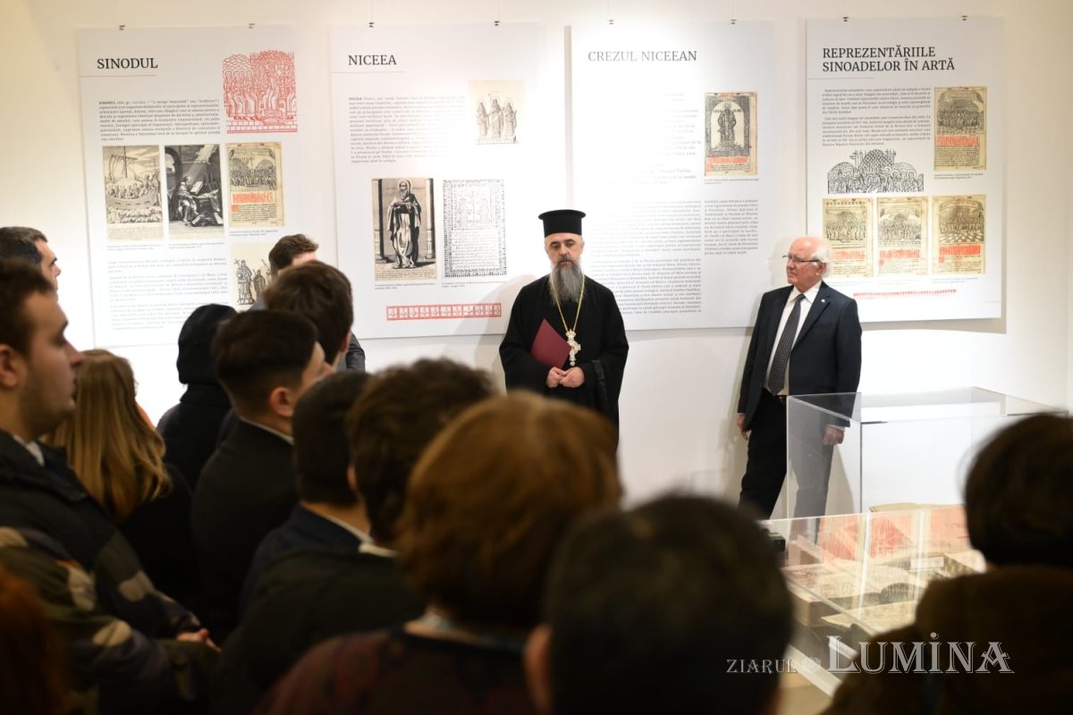 Expoziție de carte veche la Muzeul Național al Literaturii Române 350378