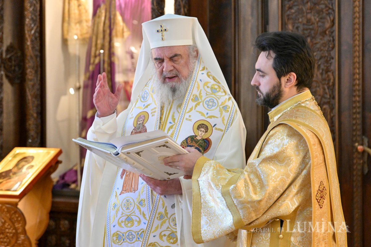 Promovări în rang pentru slujitori din Arhiepiscopia Bucureștilor 350402