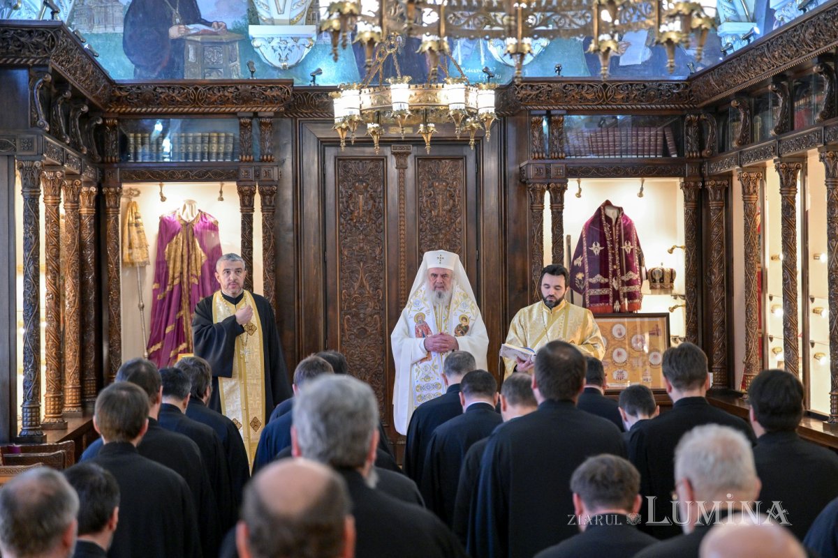 Promovări în rang pentru slujitori din Arhiepiscopia Bucureștilor 350404