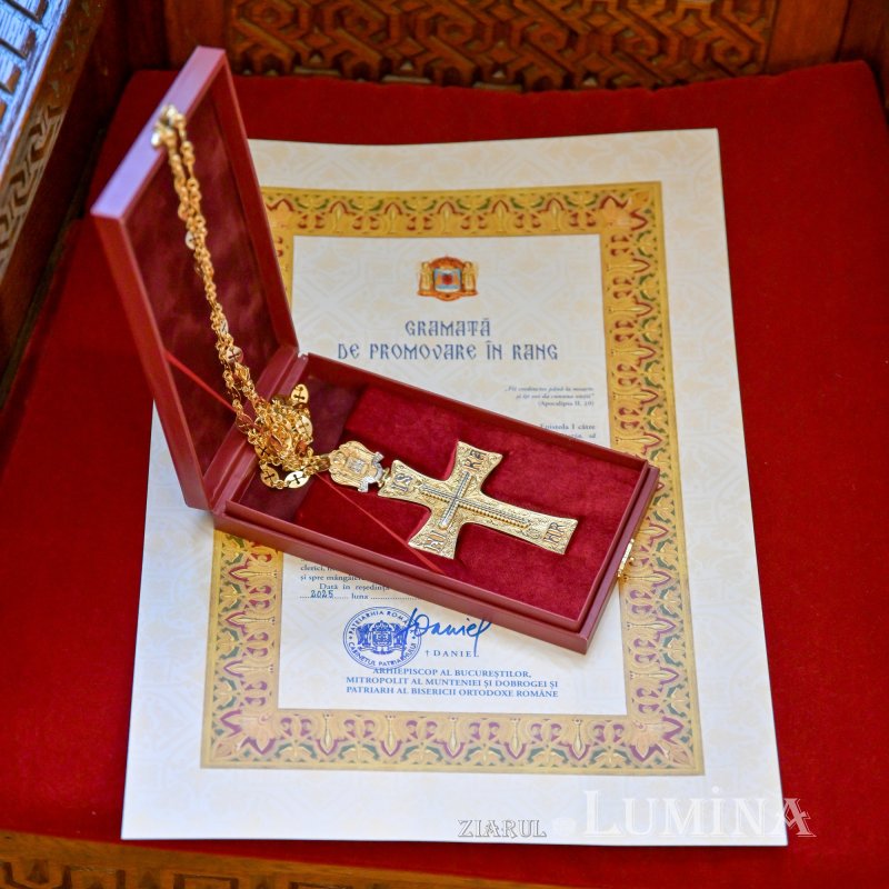 Promovări în rang pentru slujitori din Arhiepiscopia Bucureștilor 350406