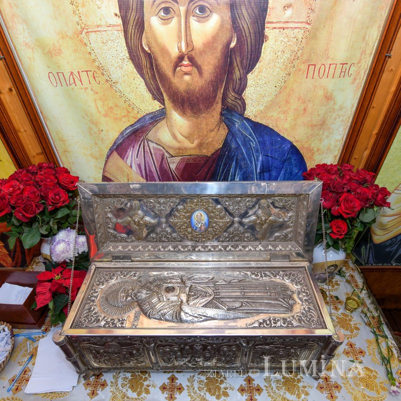 Sclipirile Luminii: Biserica „Sfântul Spiridon”-Nou din Bucureşti 350462