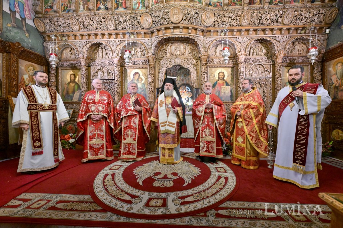 Prăznuire luminoasă la Biserica „Sfântul Elefterie”-Nou din București 350694