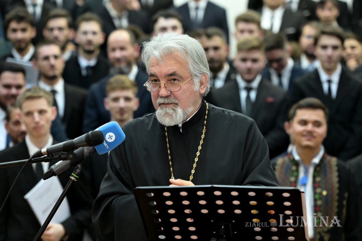 Concertul tradițional de colinde al Facultății de Teologie Ortodoxă din București 350763