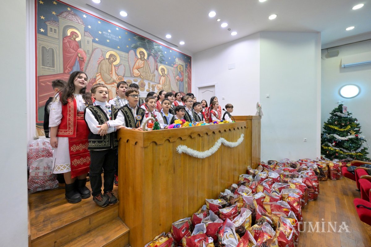 Daruri pentru 200 de familii din partea Protoieriei Sector 3 Capitală  351182