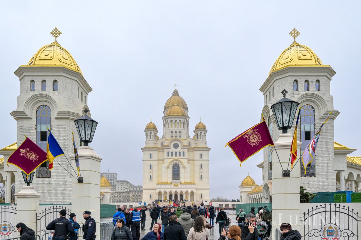 Programul de vizitare a Catedralei Naționale în perioada 24 decembrie 2025 - 8 ianuarie 2026 351111