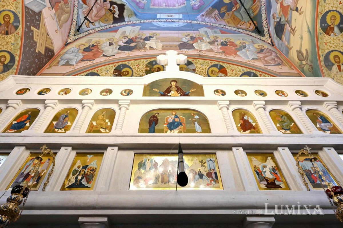 Sclipirile Luminii: Biserica „Sfântul Daniil Sihastrul”, Bucureşti 351025