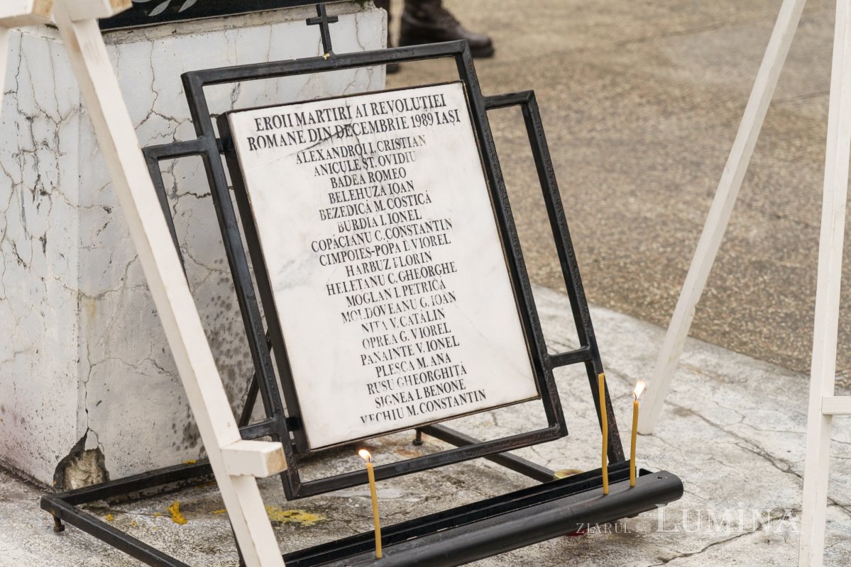 Slujbă de pomenire pentru eroii Revoluției din ’89 351460