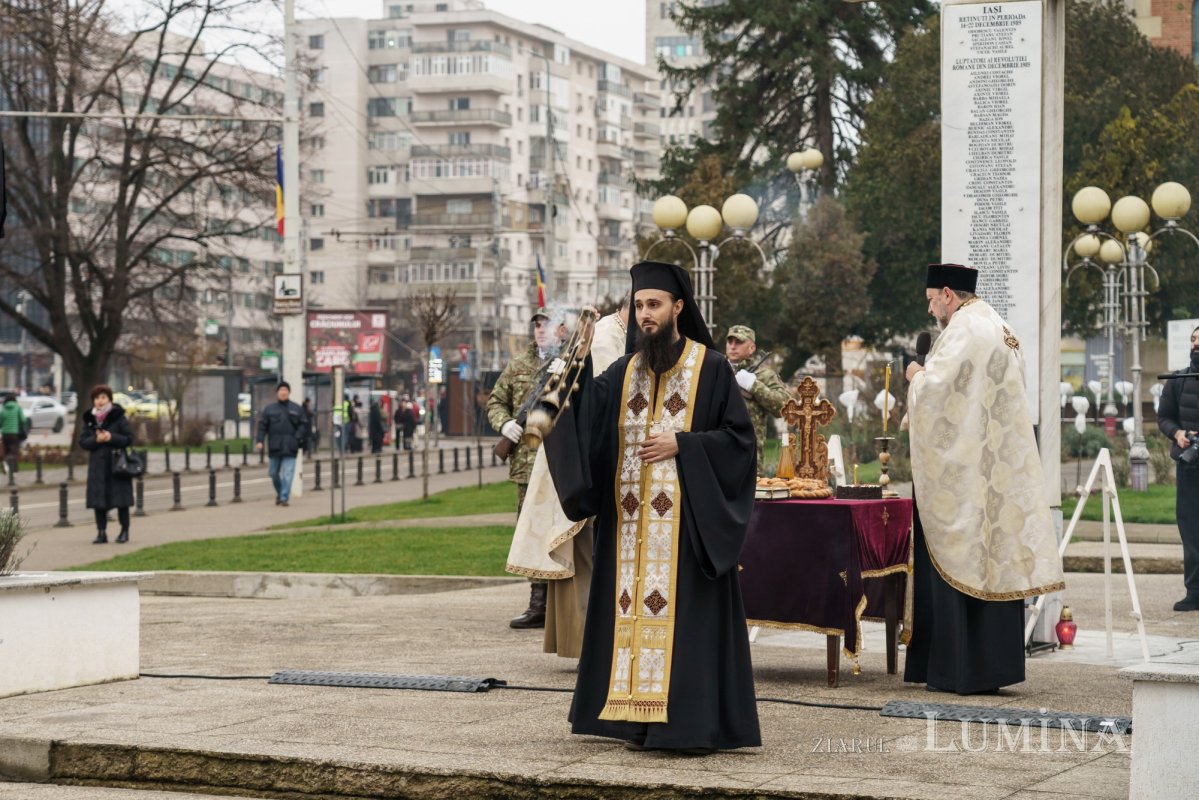 Slujbă de pomenire pentru eroii Revoluției din ’89 351468