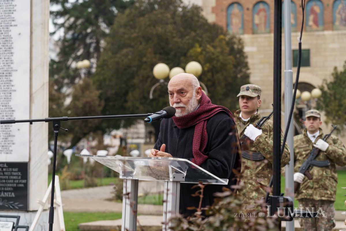 Slujbă de pomenire pentru eroii Revoluției din ’89 351474