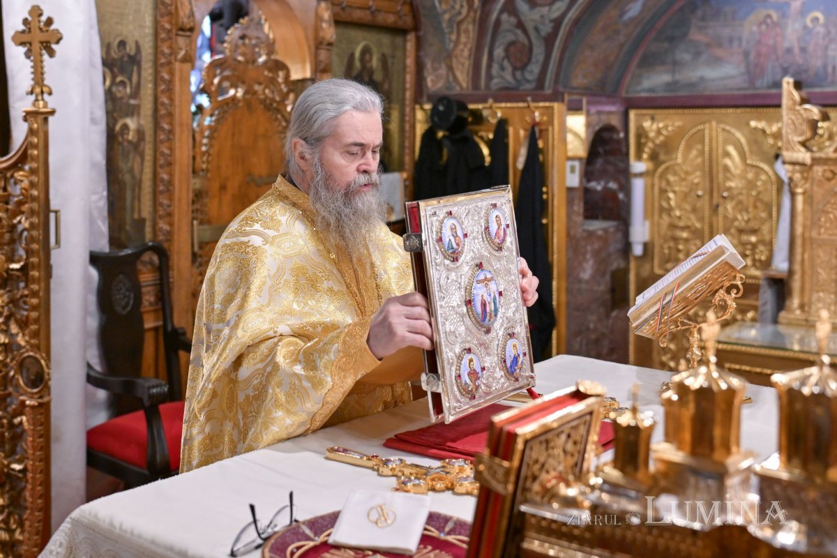 Prăznuire solemnă a Nașterii Domnului pe Colina Bucuriei 351644