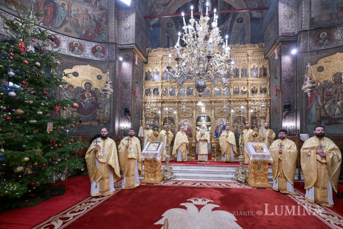 Prăznuire solemnă a Nașterii Domnului pe Colina Bucuriei 351671