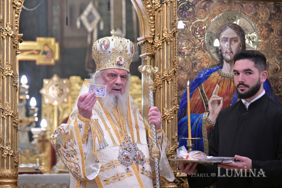 Prăznuire solemnă a Nașterii Domnului pe Colina Bucuriei 351676