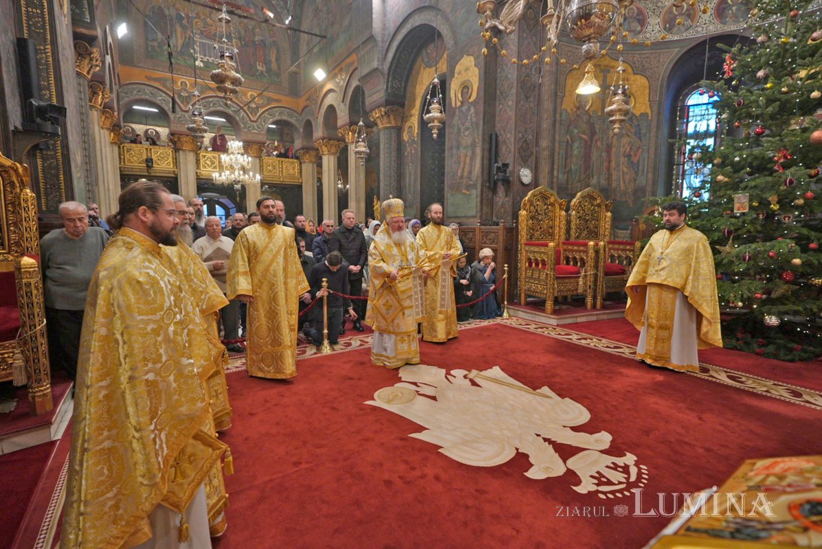Duminica după Nașterea Domnului la Catedrala Patriarhală 351781