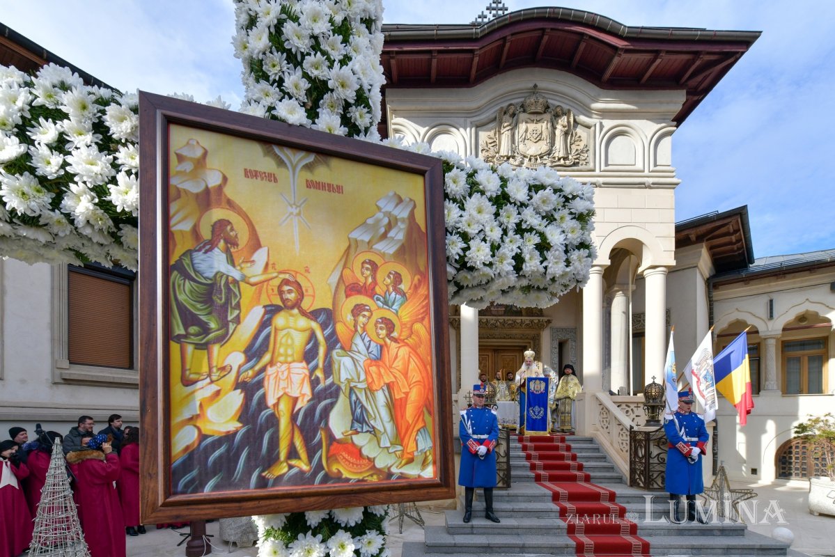 Programul liturgic al sărbătorii Botezului Domnului la Catedrala Patriarhală „Sfinții Împărați Constantin și Elena” de pe Colina Patriarhiei (marți, 6 ianuarie 2026) 351953