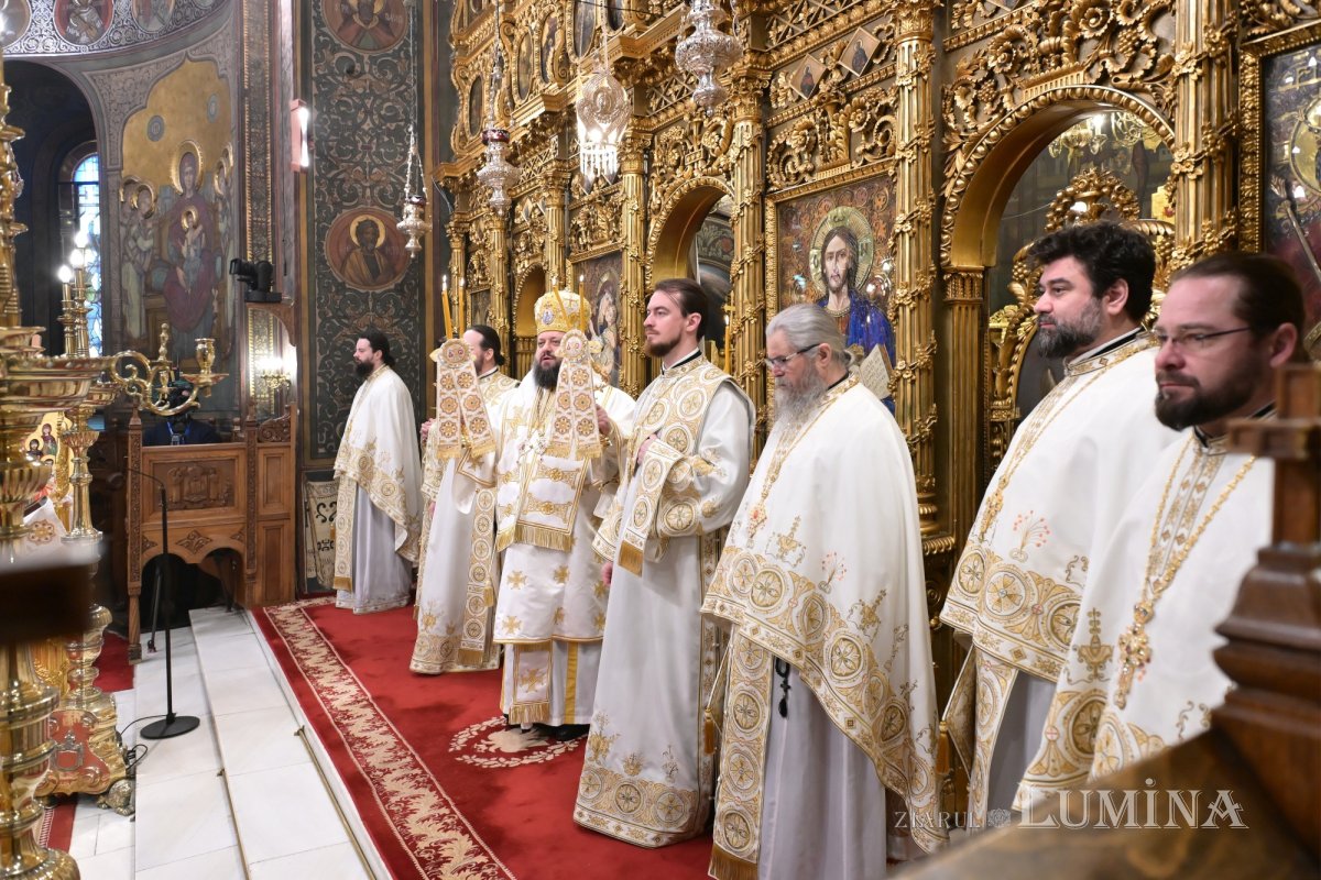 Prima zi a Anului Nou la Catedrala Patriarhală 352073
