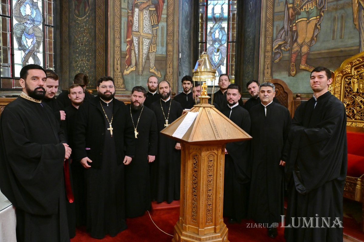 Prima zi a Anului Nou la Catedrala Patriarhală 352096