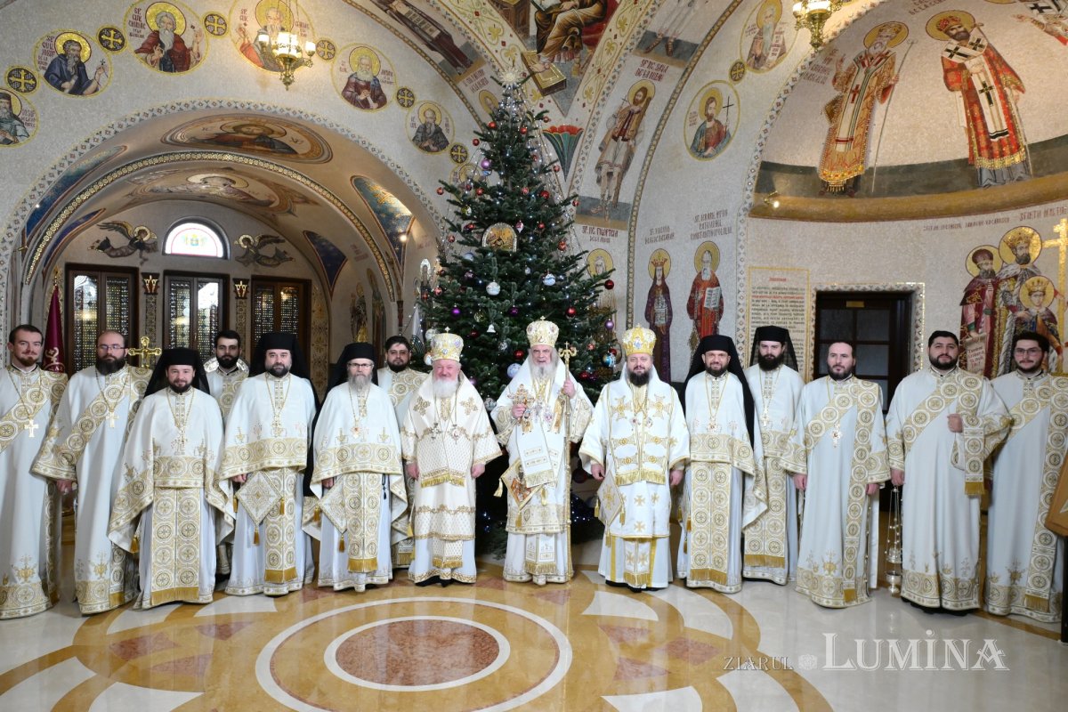 Prima zi a Anului Nou la Catedrala Patriarhală 352099