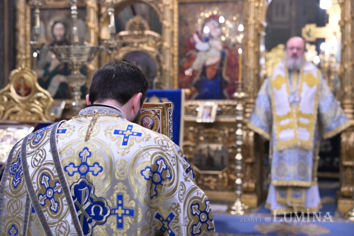 Dumnezeiasca Arătare celebrată pe Colina Bucuriei 352266