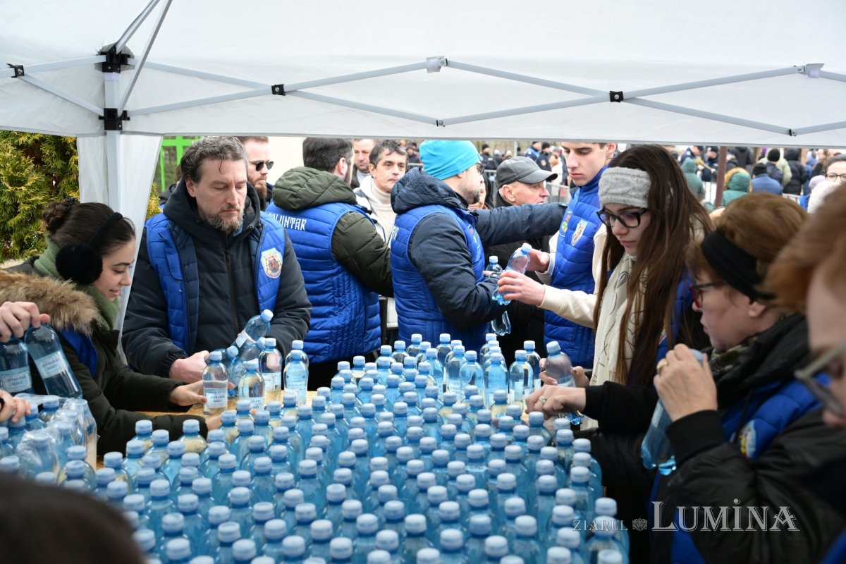 Dumnezeiasca Arătare celebrată pe Colina Bucuriei 352281