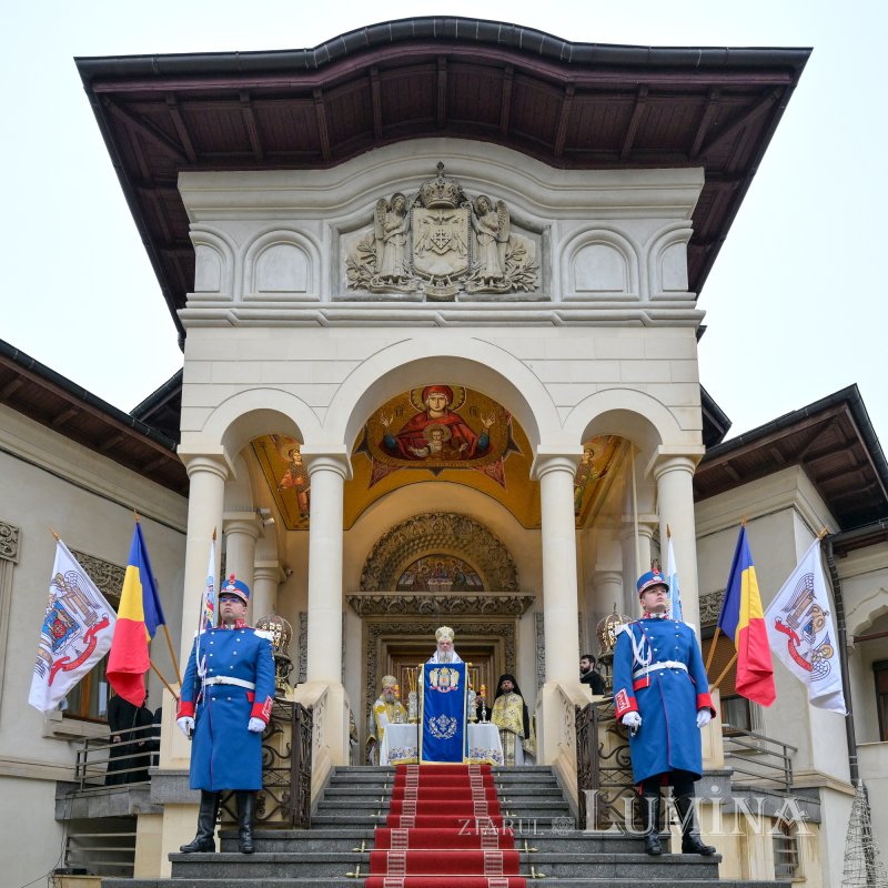 Dumnezeiasca Arătare celebrată pe Colina Bucuriei 352290