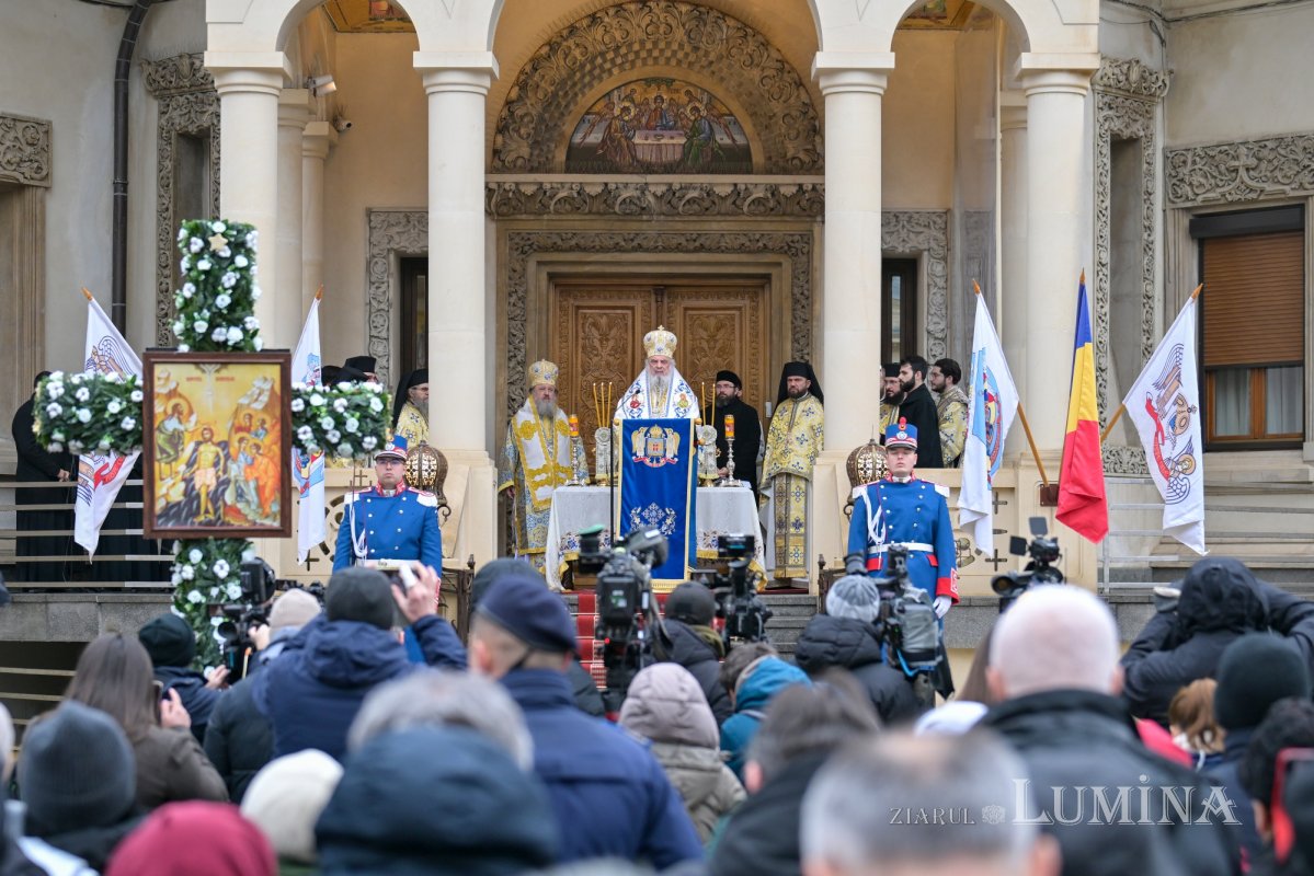 Dumnezeiasca Arătare celebrată pe Colina Bucuriei 352291