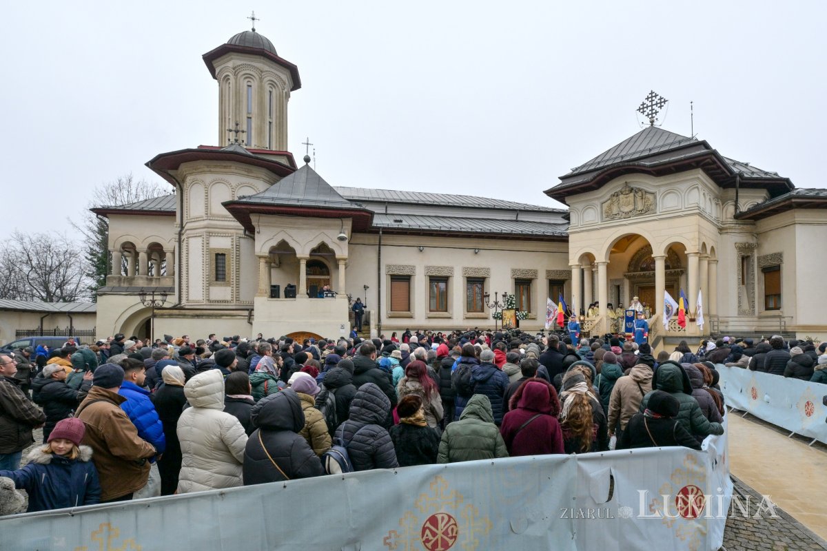 Dumnezeiasca Arătare celebrată pe Colina Bucuriei 352293