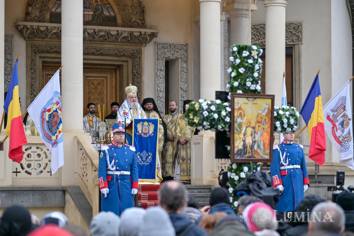 Dumnezeiasca Arătare celebrată pe Colina Bucuriei 352294