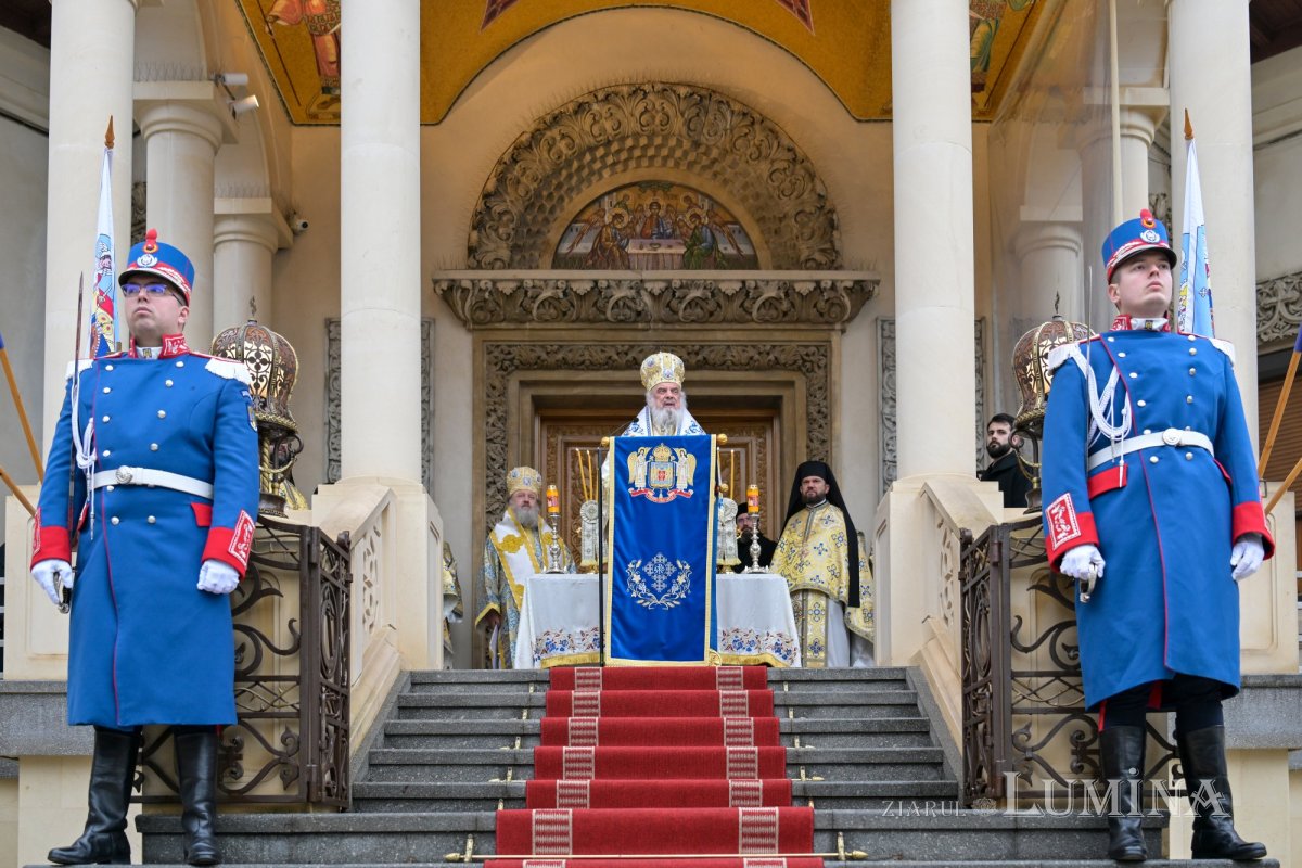 Dumnezeiasca Arătare celebrată pe Colina Bucuriei 352297