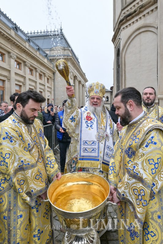 Dumnezeiasca Arătare celebrată pe Colina Bucuriei 352313