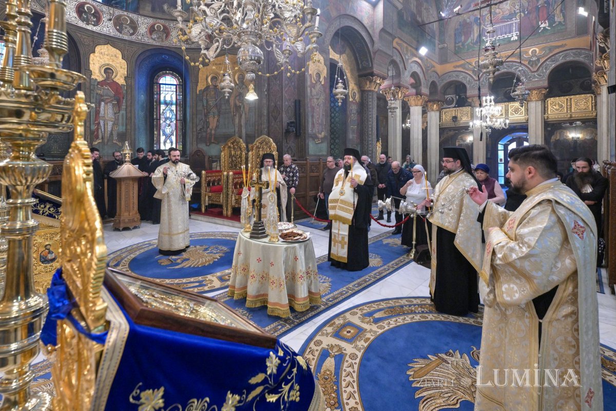 Omagiu la ceas de pomenire pentru Mihai Eminescu 352849