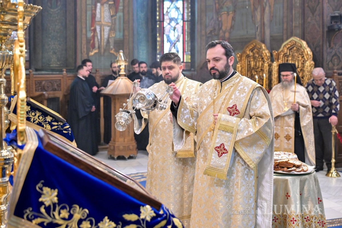 Omagiu la ceas de pomenire pentru Mihai Eminescu 352851