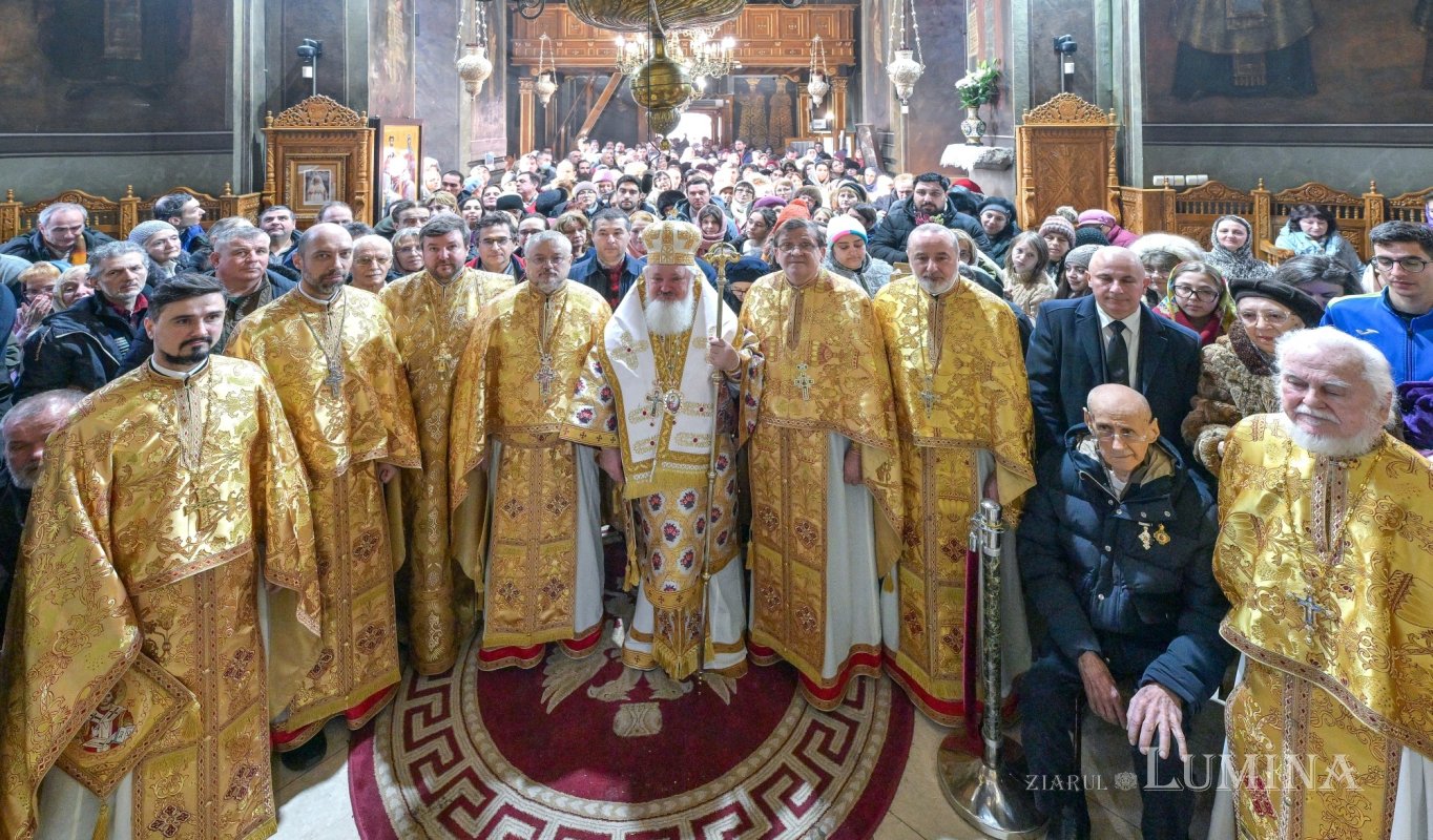 Prăznuire luminoasă la Biserica „Sfântul Anton”‑Curtea Veche 353057