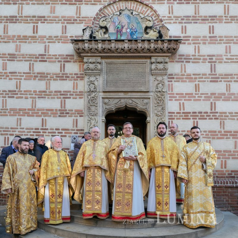 Prăznuire luminoasă la Biserica „Sfântul Anton”‑Curtea Veche 353060