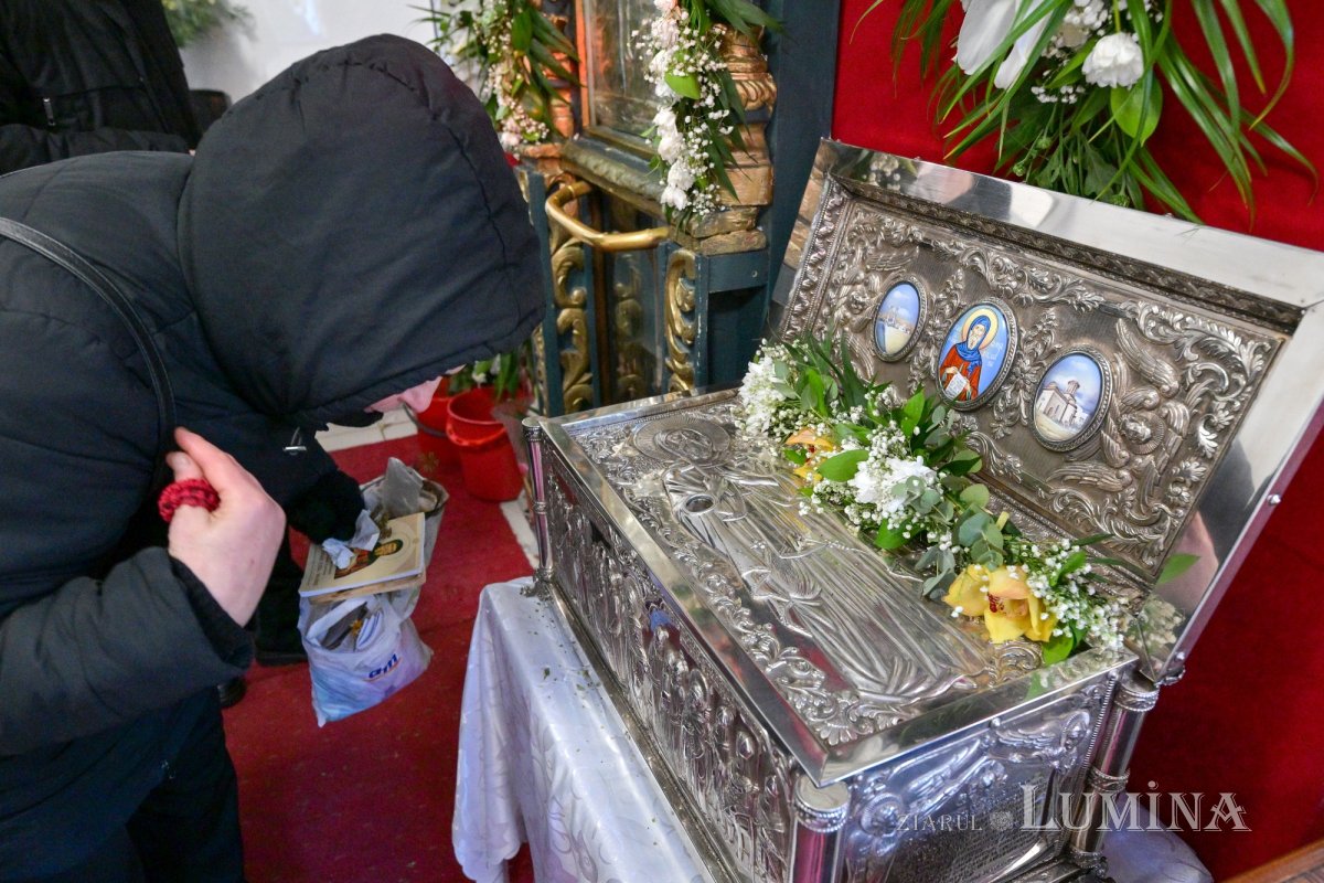 Prăznuire luminoasă la Biserica „Sfântul Anton”‑Curtea Veche 353062