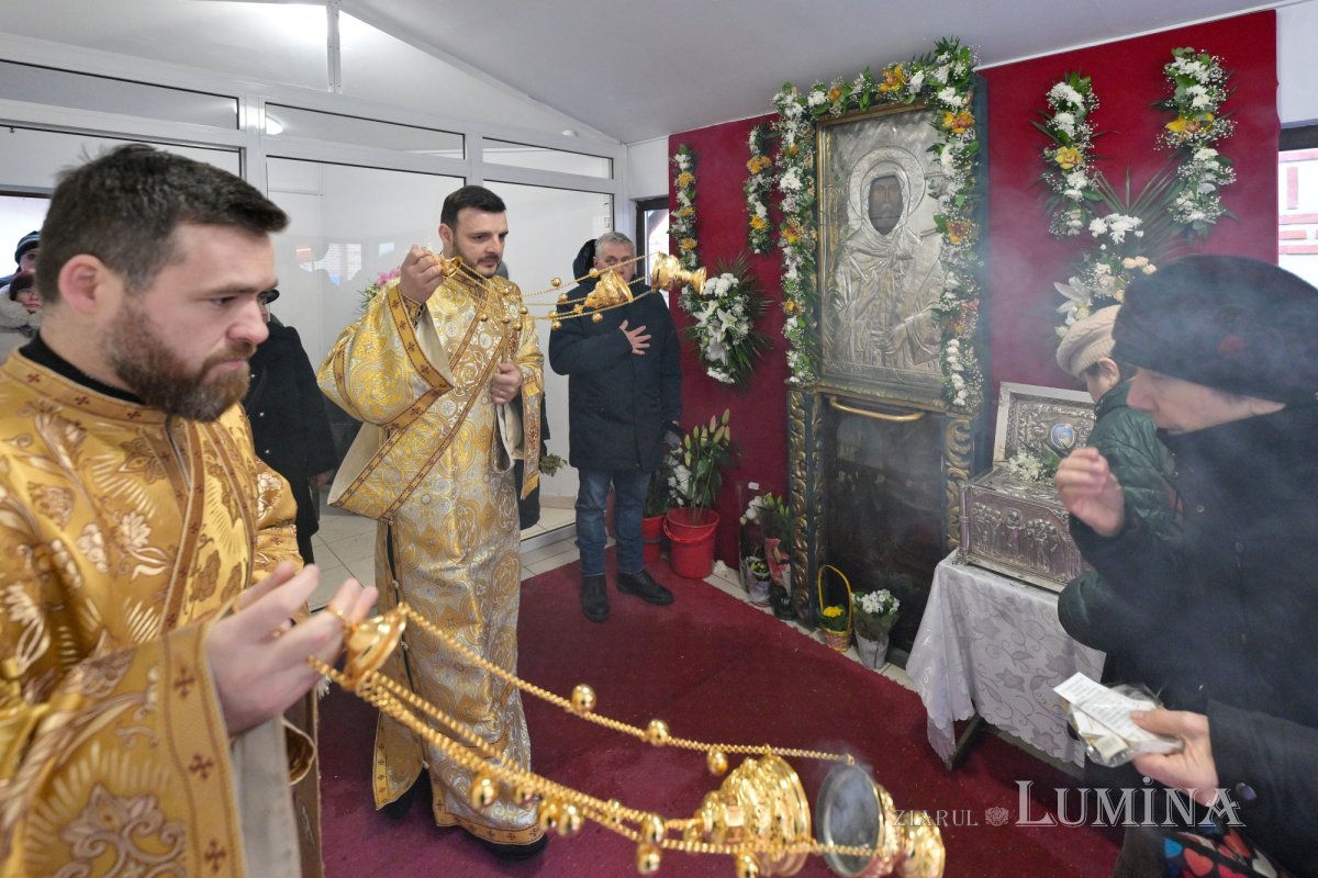 Prăznuire luminoasă la Biserica „Sfântul Anton”‑Curtea Veche 353068