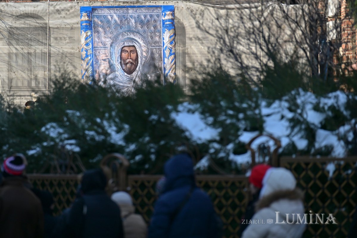 Prăznuire luminoasă la Biserica „Sfântul Anton”‑Curtea Veche 353081