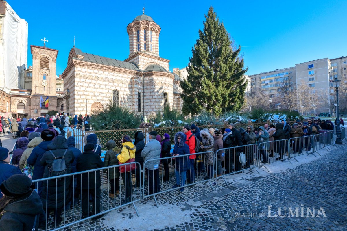 Prăznuire luminoasă la Biserica „Sfântul Anton”‑Curtea Veche 353088