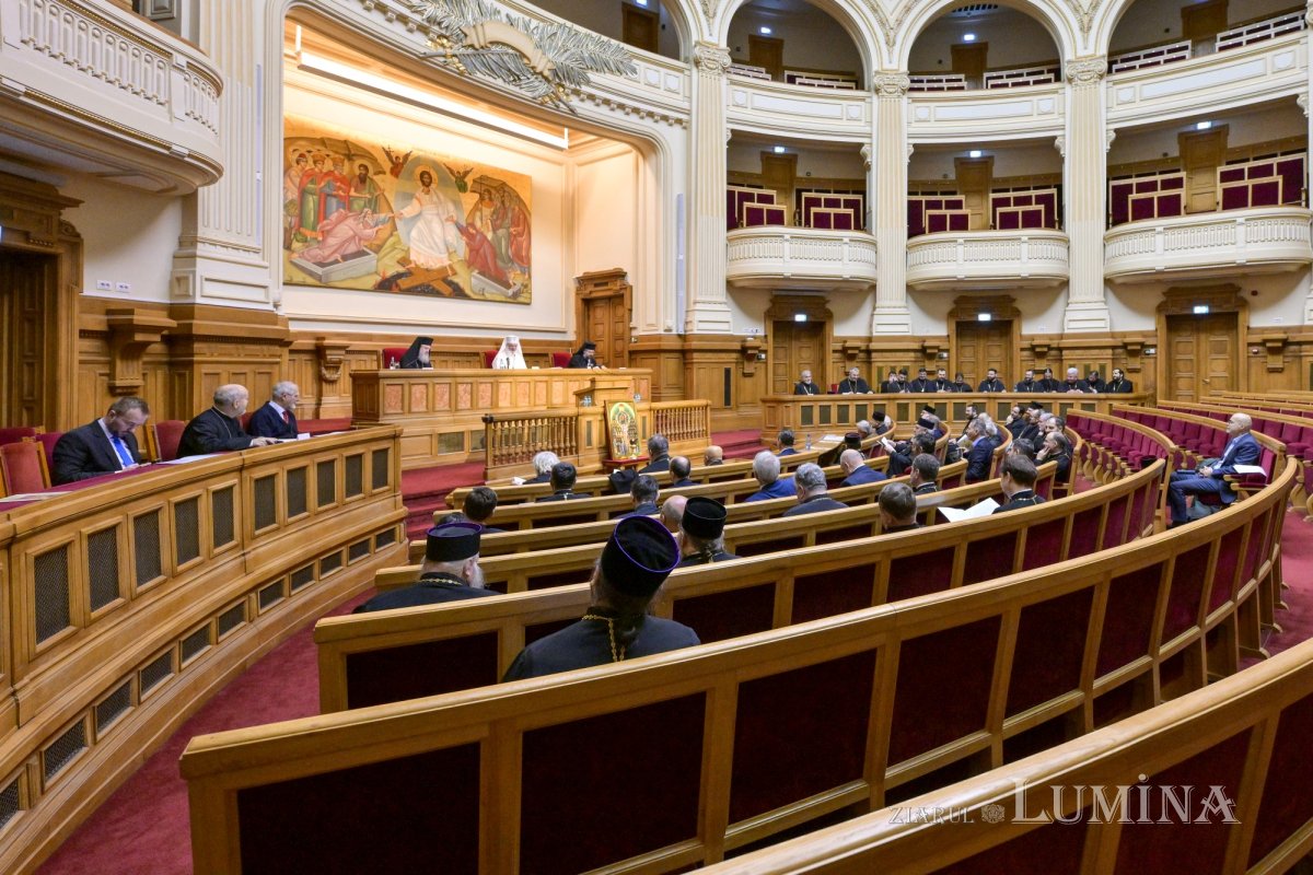 Adunarea eparhială a Arhiepiscopiei Bucureștilor 353464