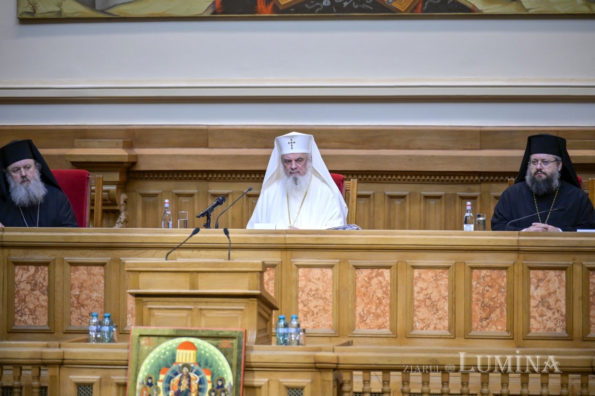 Adunarea eparhială a Arhiepiscopiei Bucureștilor 353471