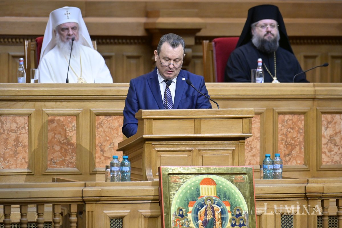 Adunarea eparhială a Arhiepiscopiei Bucureștilor 353480